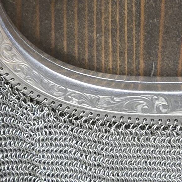 Antique Mesh Purse – Hinged Frame, Engraved Design Likely German Silver Unmarked - Picture 3 of 13